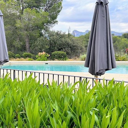 Suite Superieure Domaine Du Golf St Endreol, 1 A 2 Personnes 라모테 외부 사진